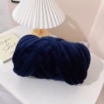 Velvet Tube Iceland Super Chunky Arm‑Knitting Yarn, Crystal‑Velvet Core‑Filled Cotton for Blanket, Pet Bed & Pillow - 图片 15